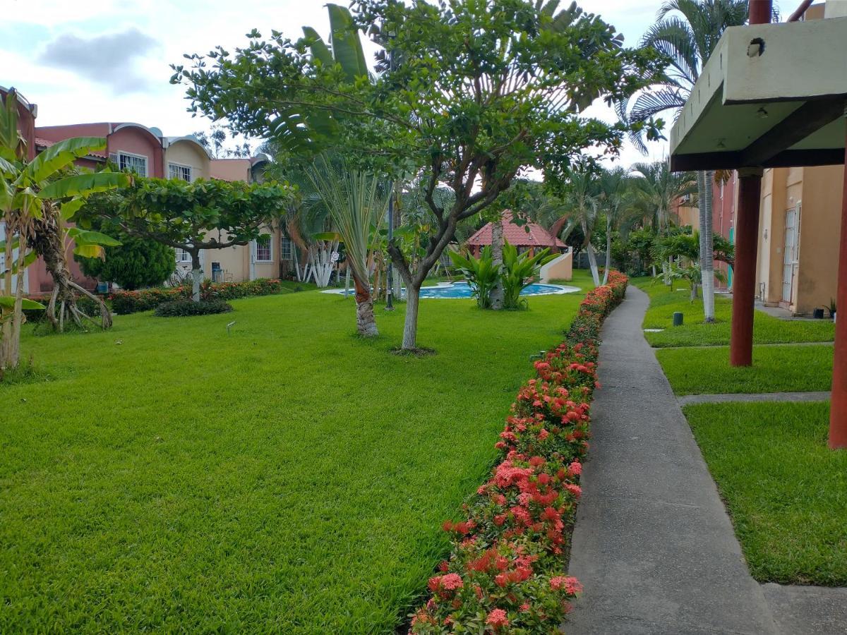 فيلا Casa Con Alberca Ixtapa Zihuatanejo المظهر الخارجي الصورة